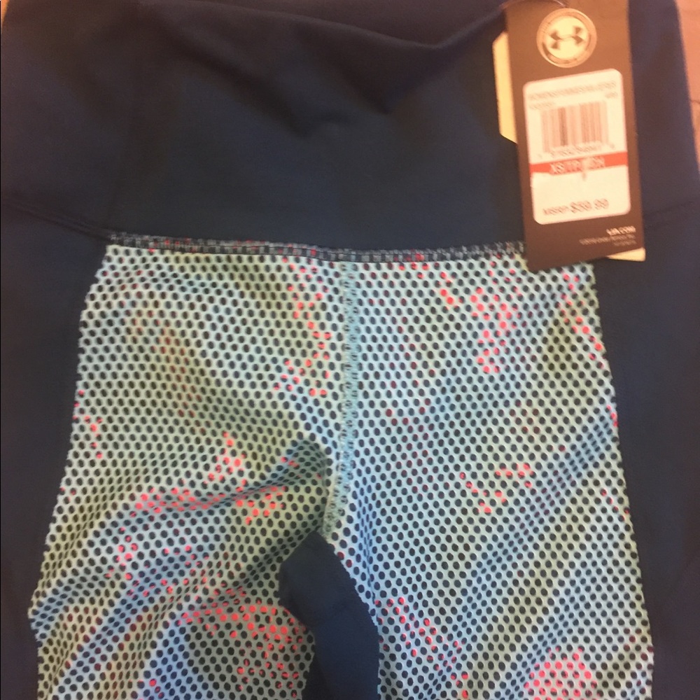 New Under Armour leggings. - Picture 2 of 3